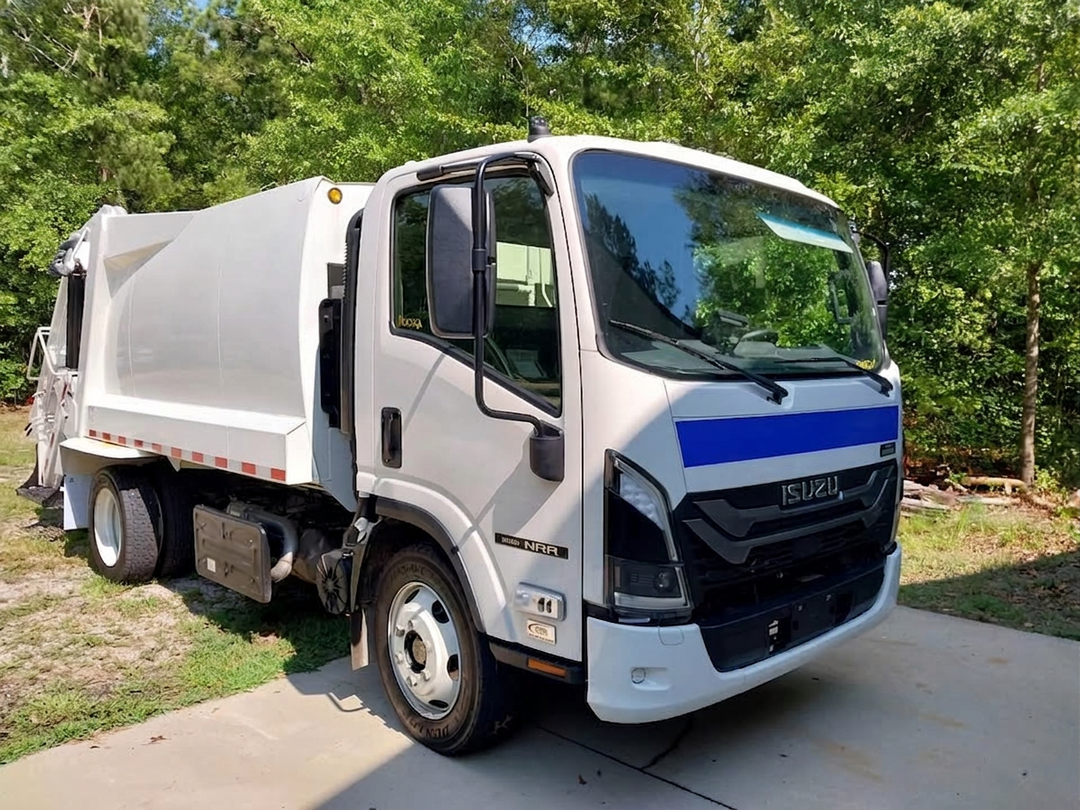 2025 Isuzu Pac-Mac Rear Loader