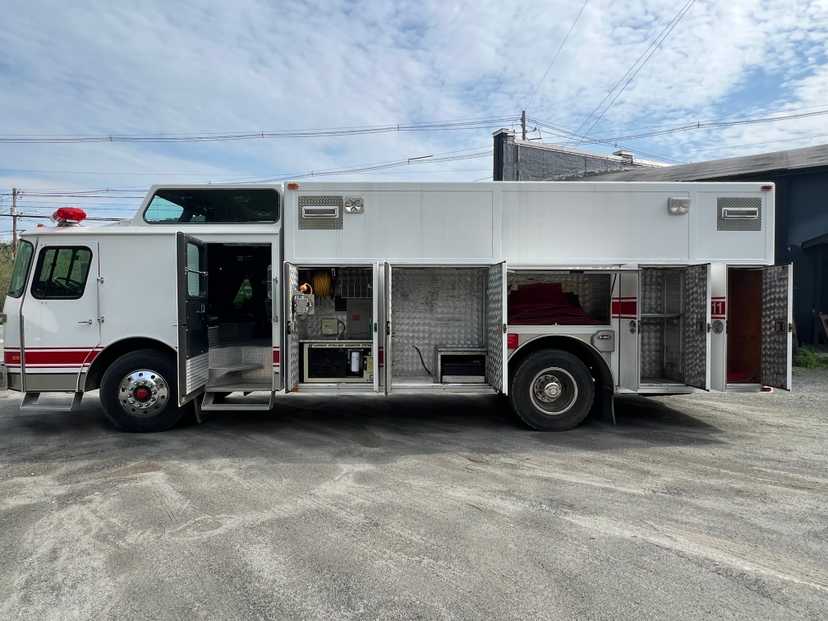 1991 E-One Federal Cyclone Heavy Rescue — photo 5