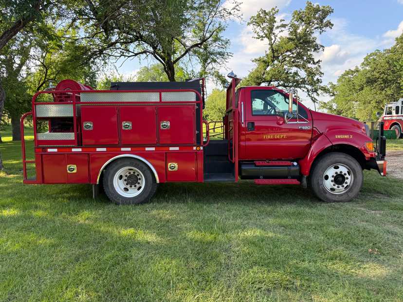 2004 Ford Brush Truck — photo 3