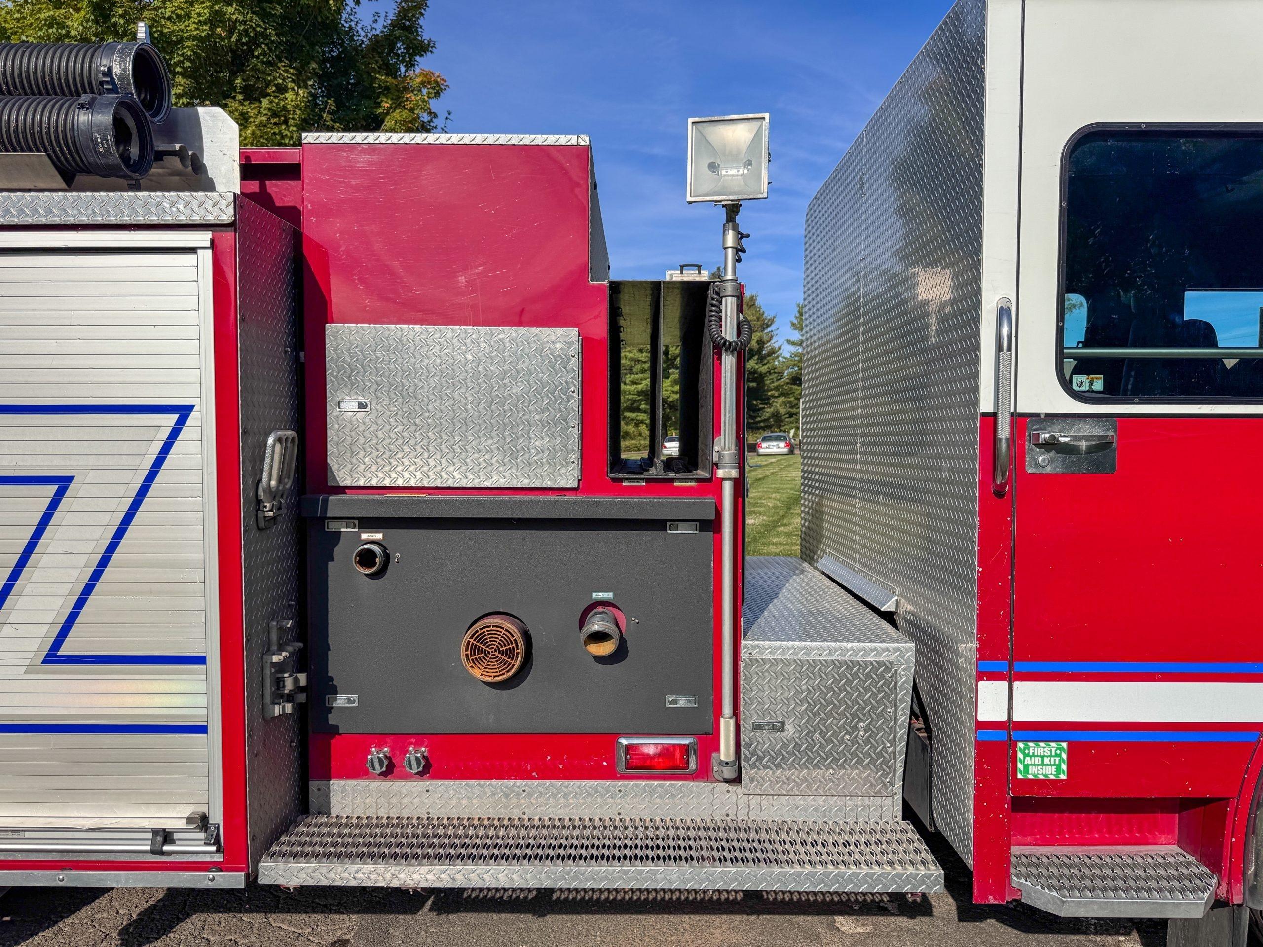 2001 Spartan Gladiator Pumper - image 11