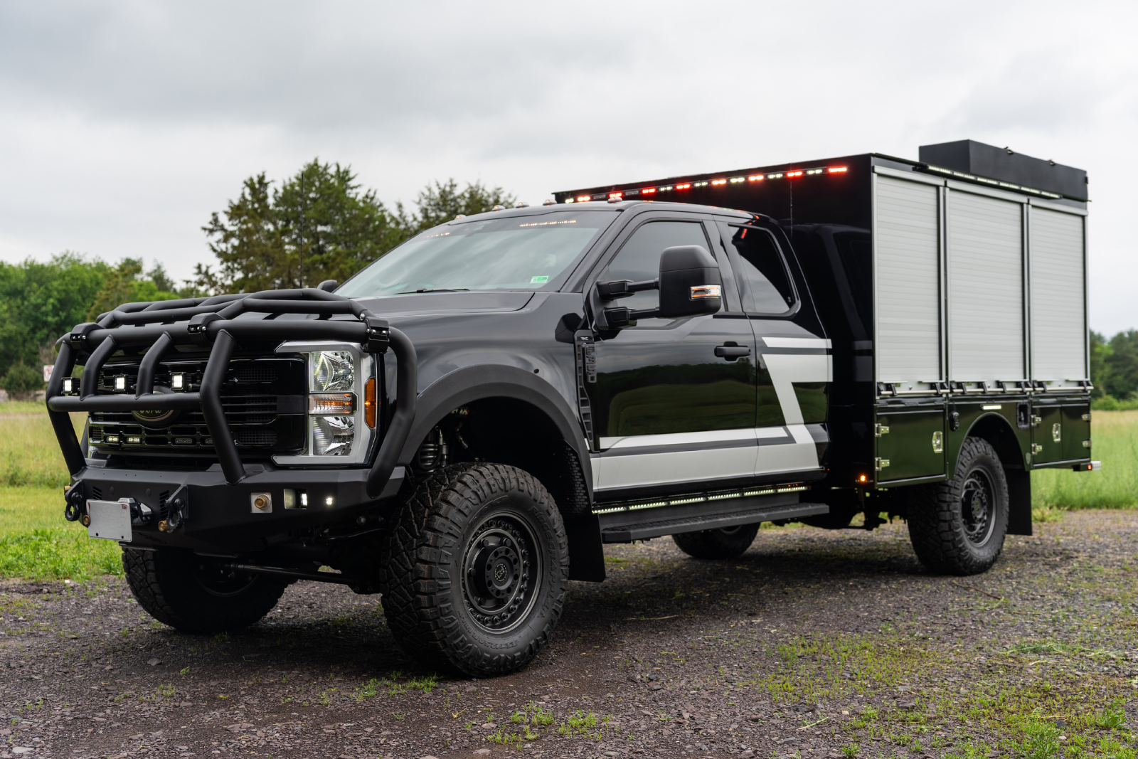 2025 Ford F350 4x4 Quick Attack - image 10