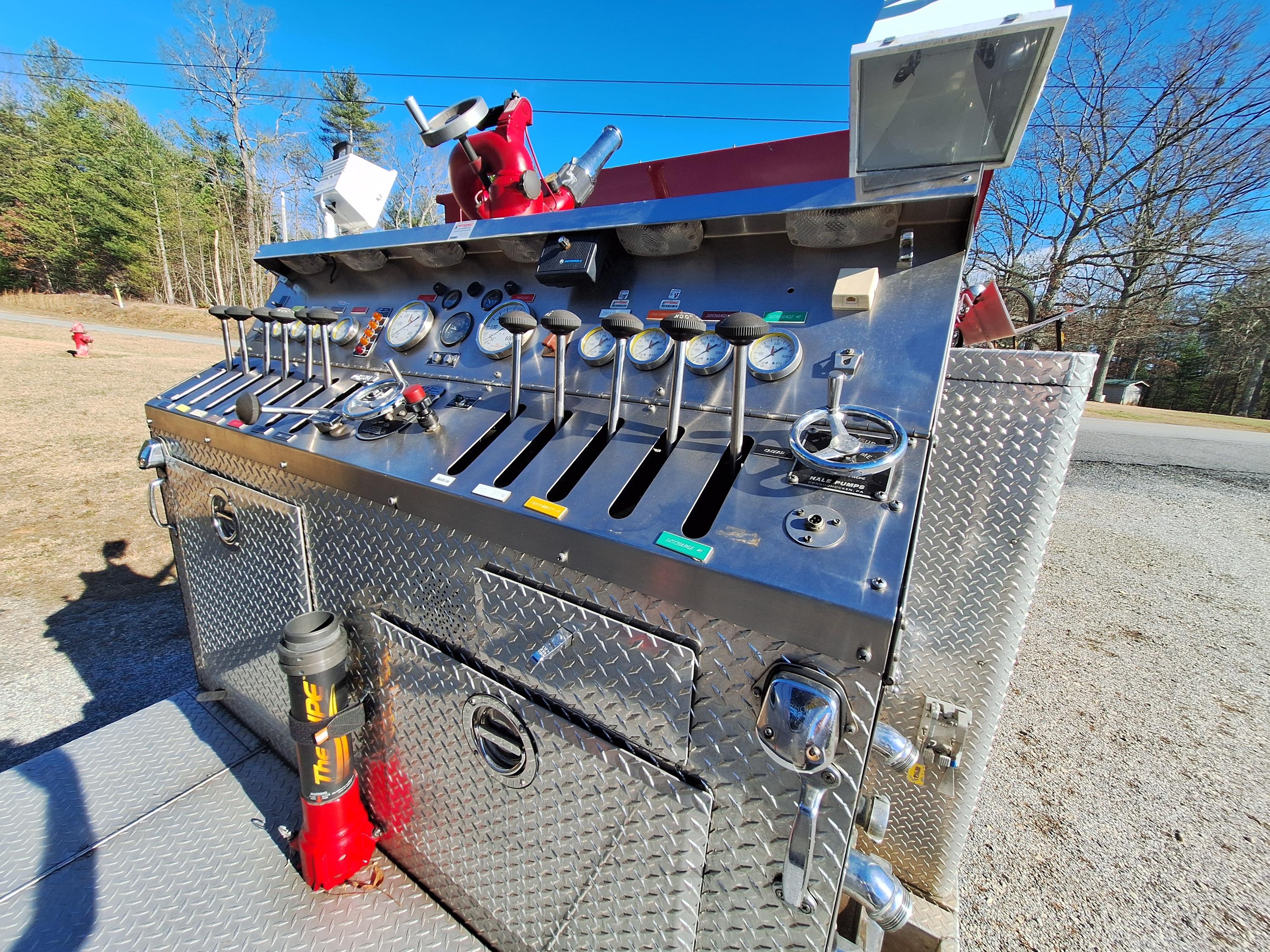 1995 KME Renegade Pumper - image 5