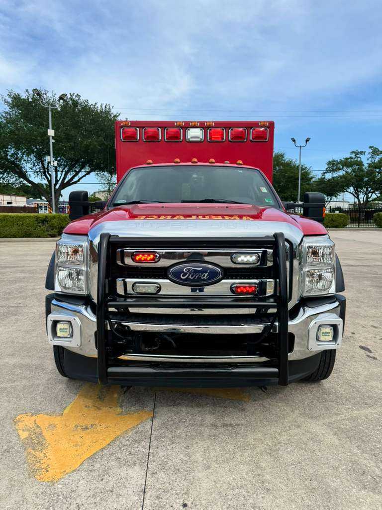2014 REV Ford 4x4 Type I Ambulance — photo 8
