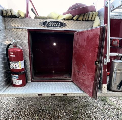 1983 Pierce Chevrolet 4x4 Mini Pumper - image 5