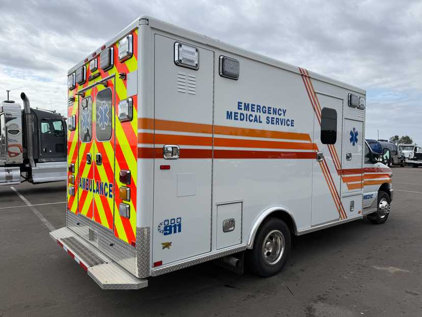 2023 AEV Ford Type III Ambulance — photo 4