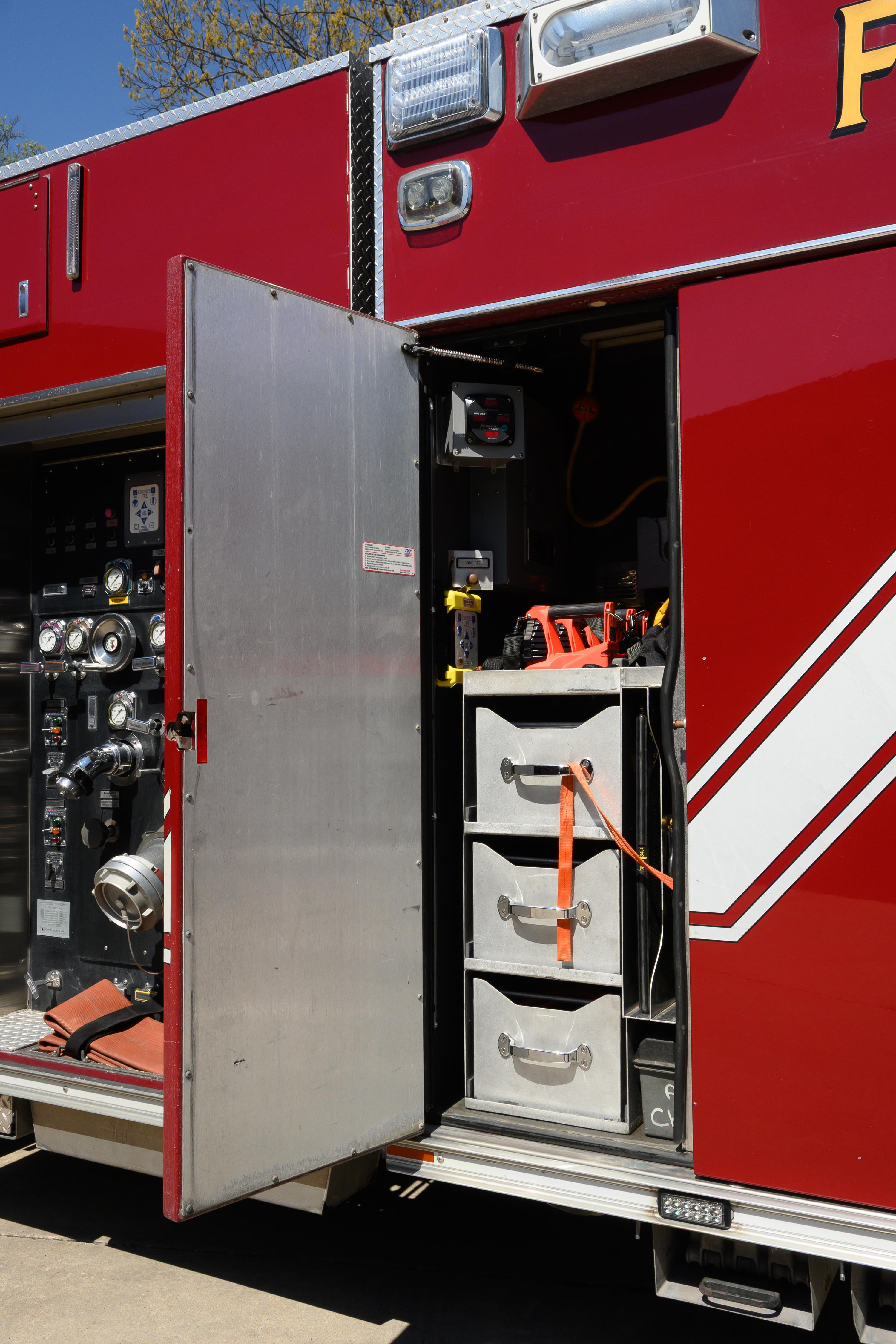 2009 Crimson Spartan Rescue Pumper - image 112