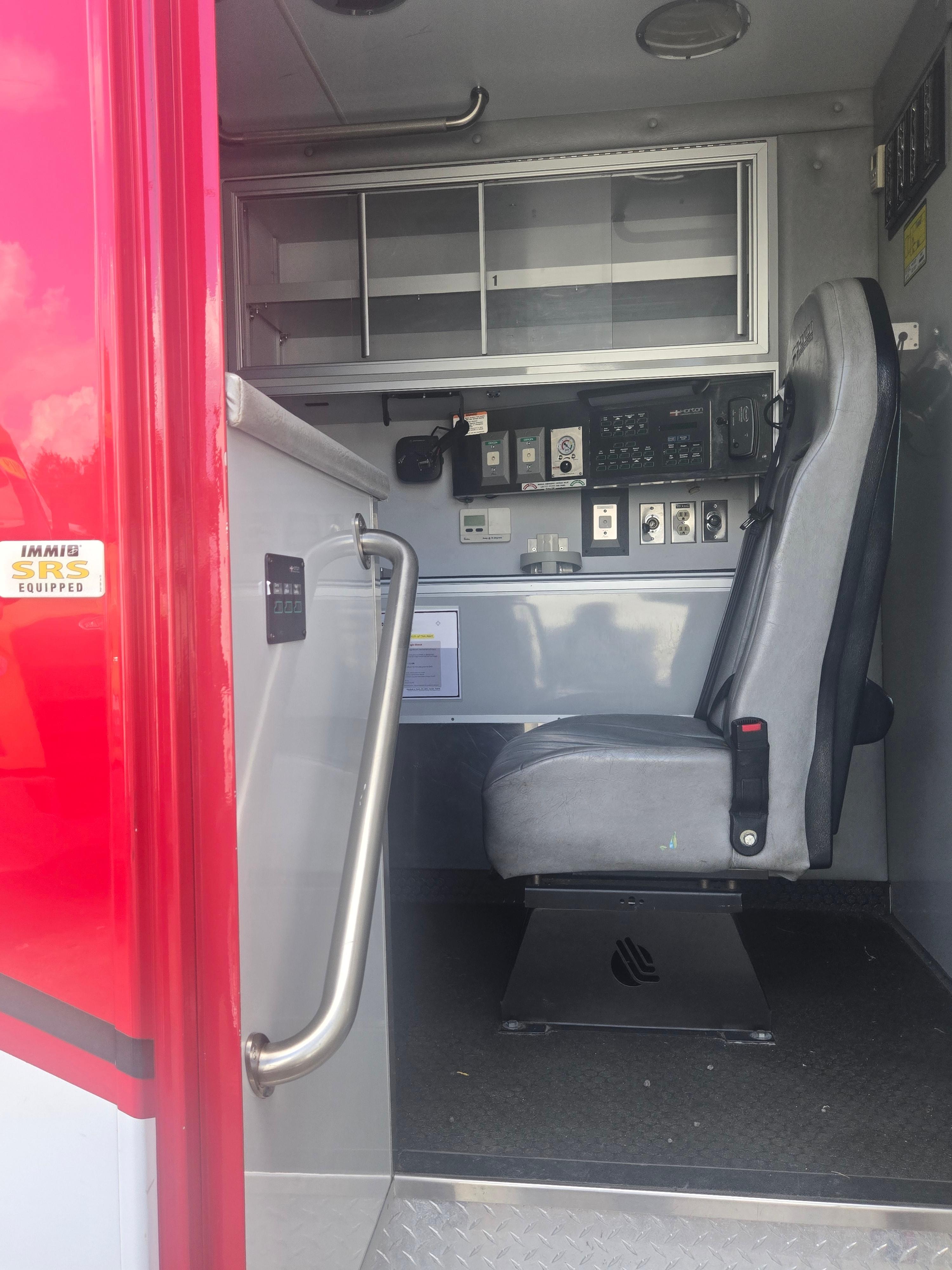 2015 Freightliner M2 107 Type I Ambulance - image 7