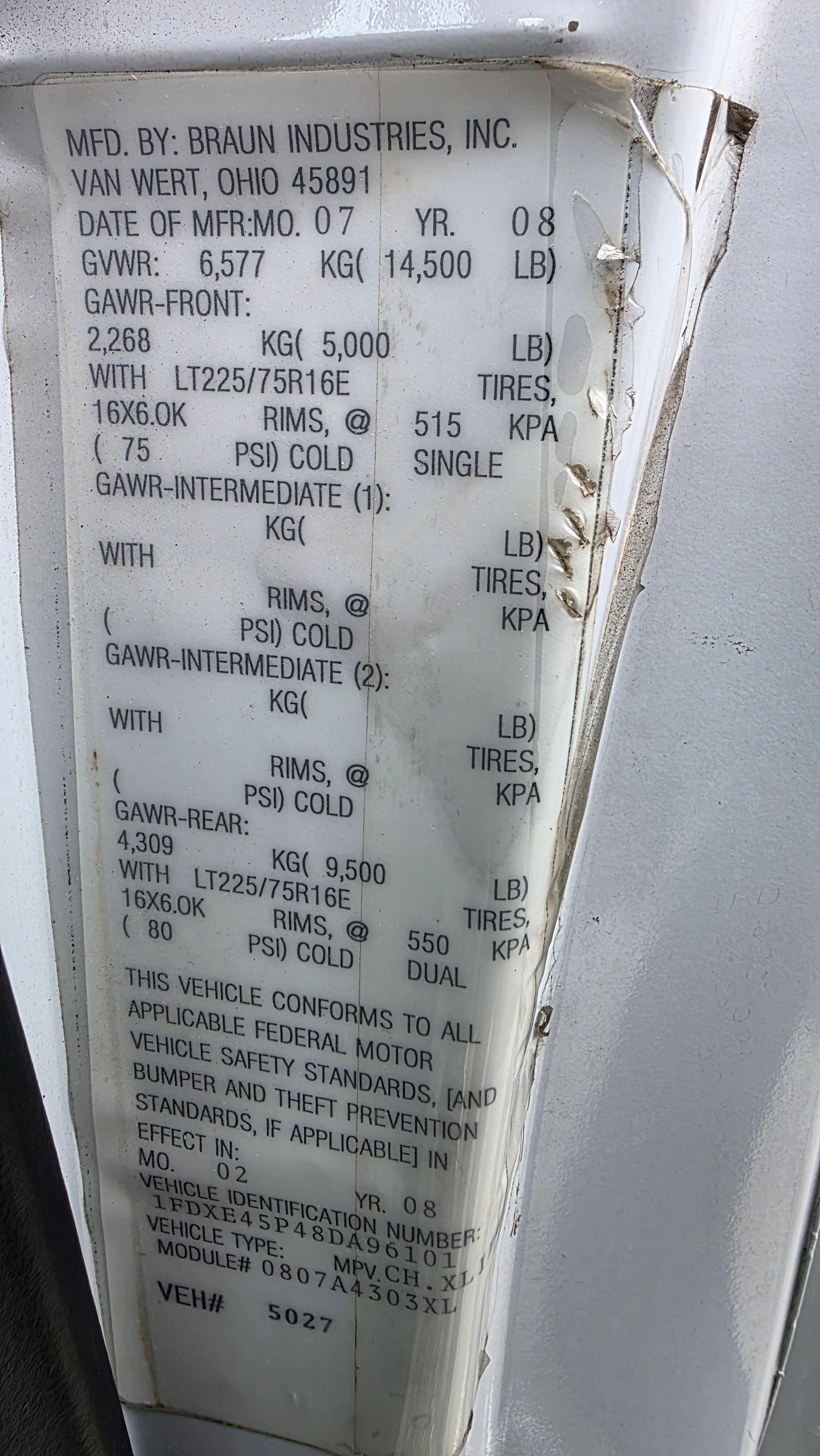 2008 Braun Ford Type III Ambulance - image 16