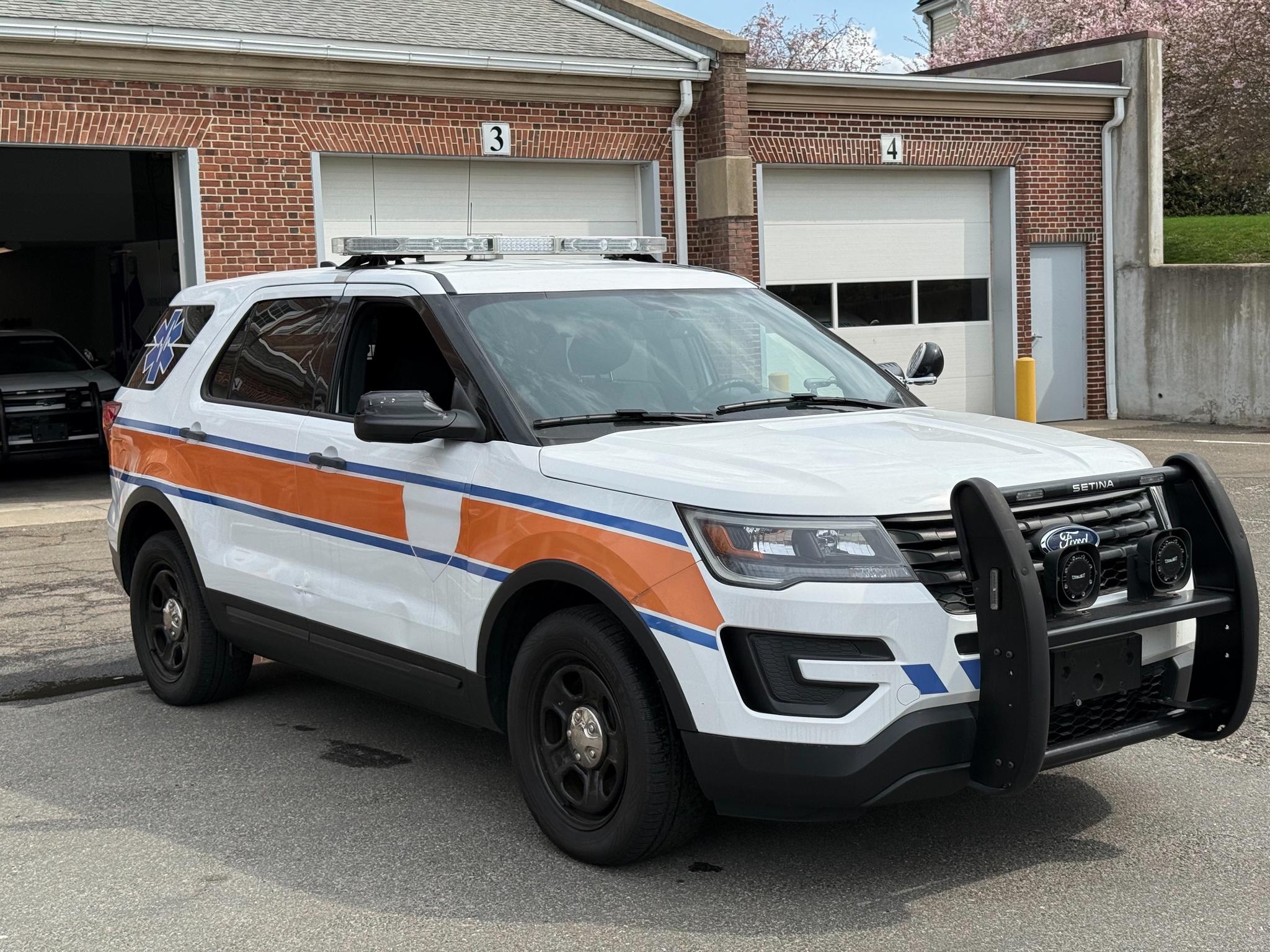 2018 Ford Explorer 4x4 Command Unit - image 1
