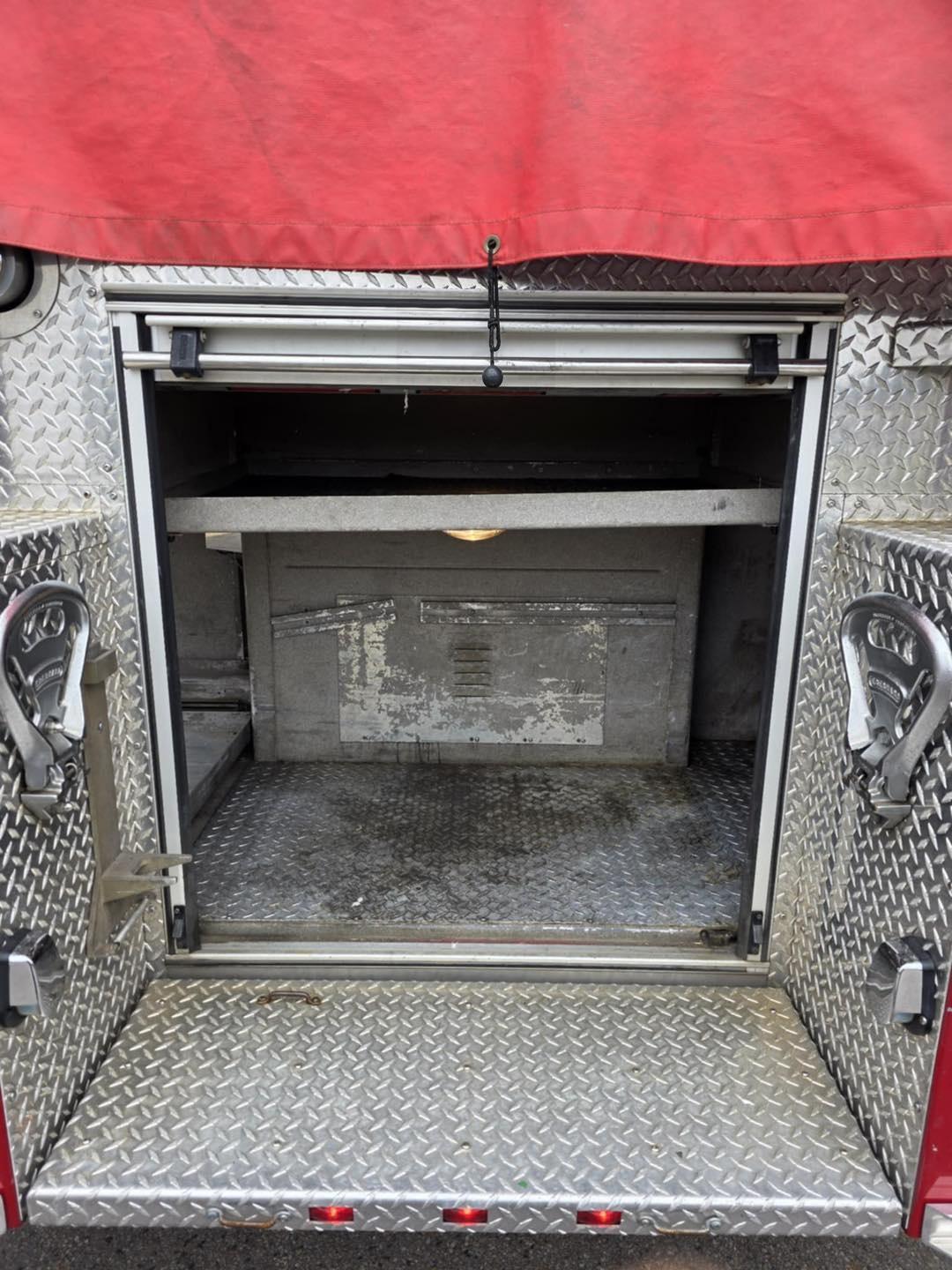 2001 Pierce Saber Pumper - image 20