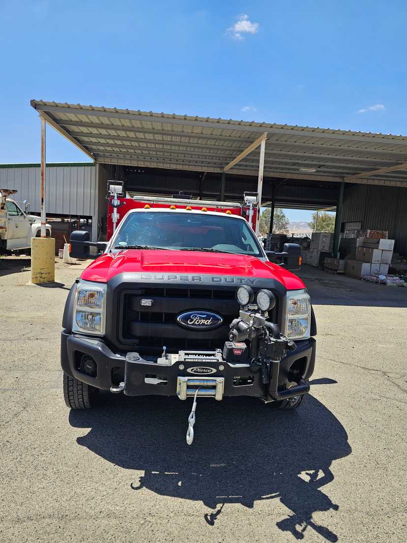 2011 Ford F550 4x4 Quick Attack — photo 2