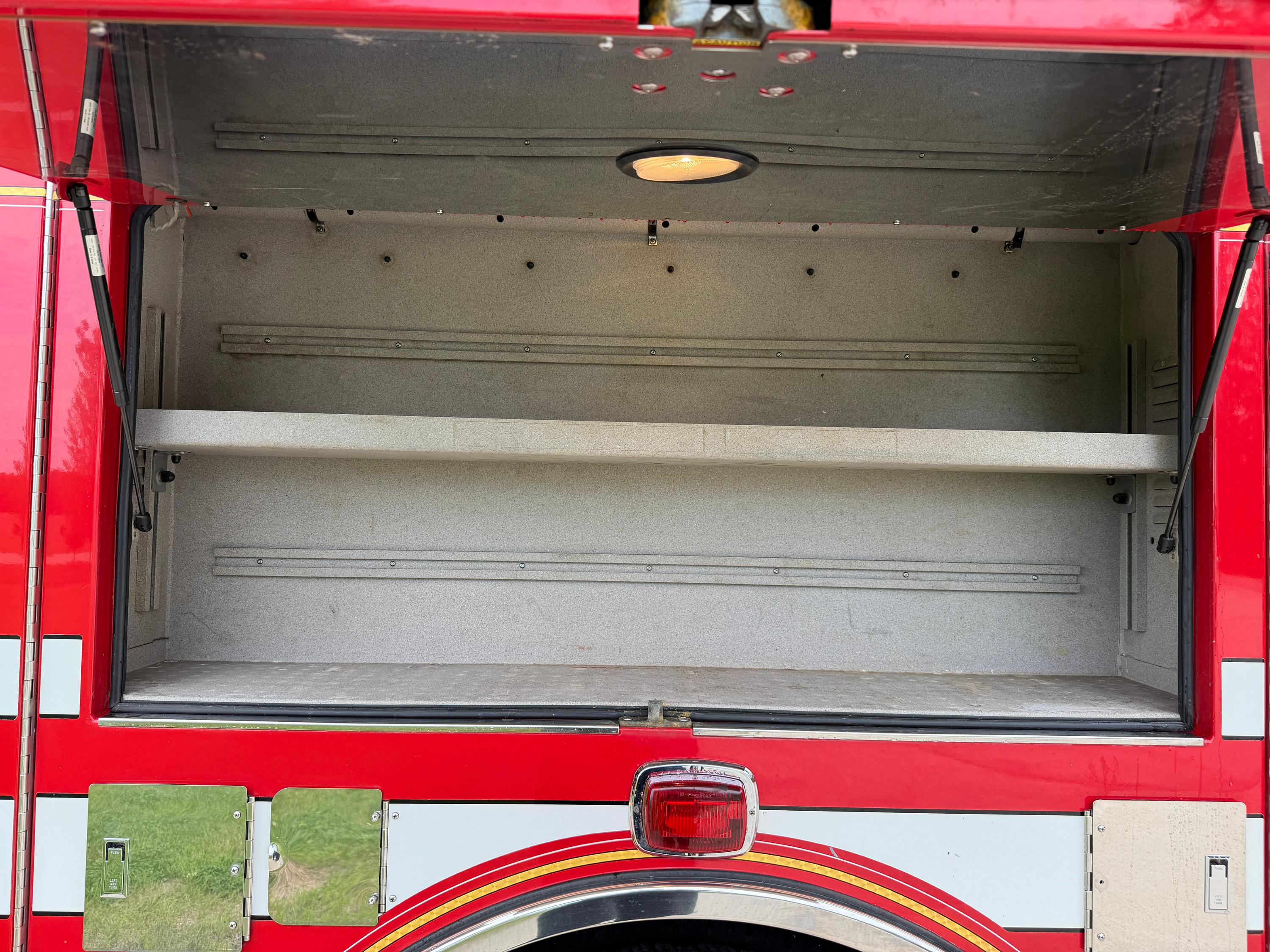 2005 Pierce Quantum Pumper - image 13