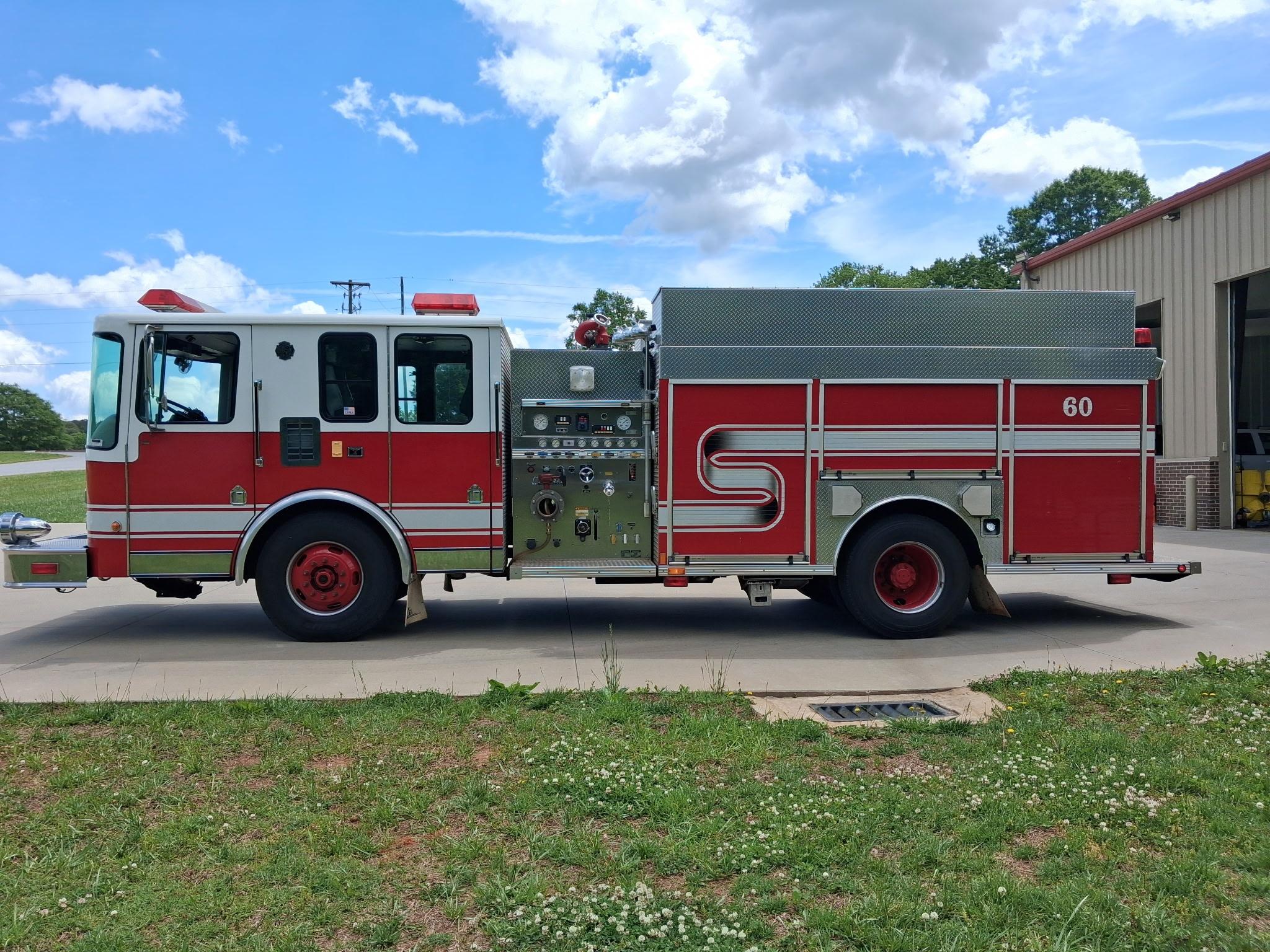 2001 Central States HME Pumper - image 5