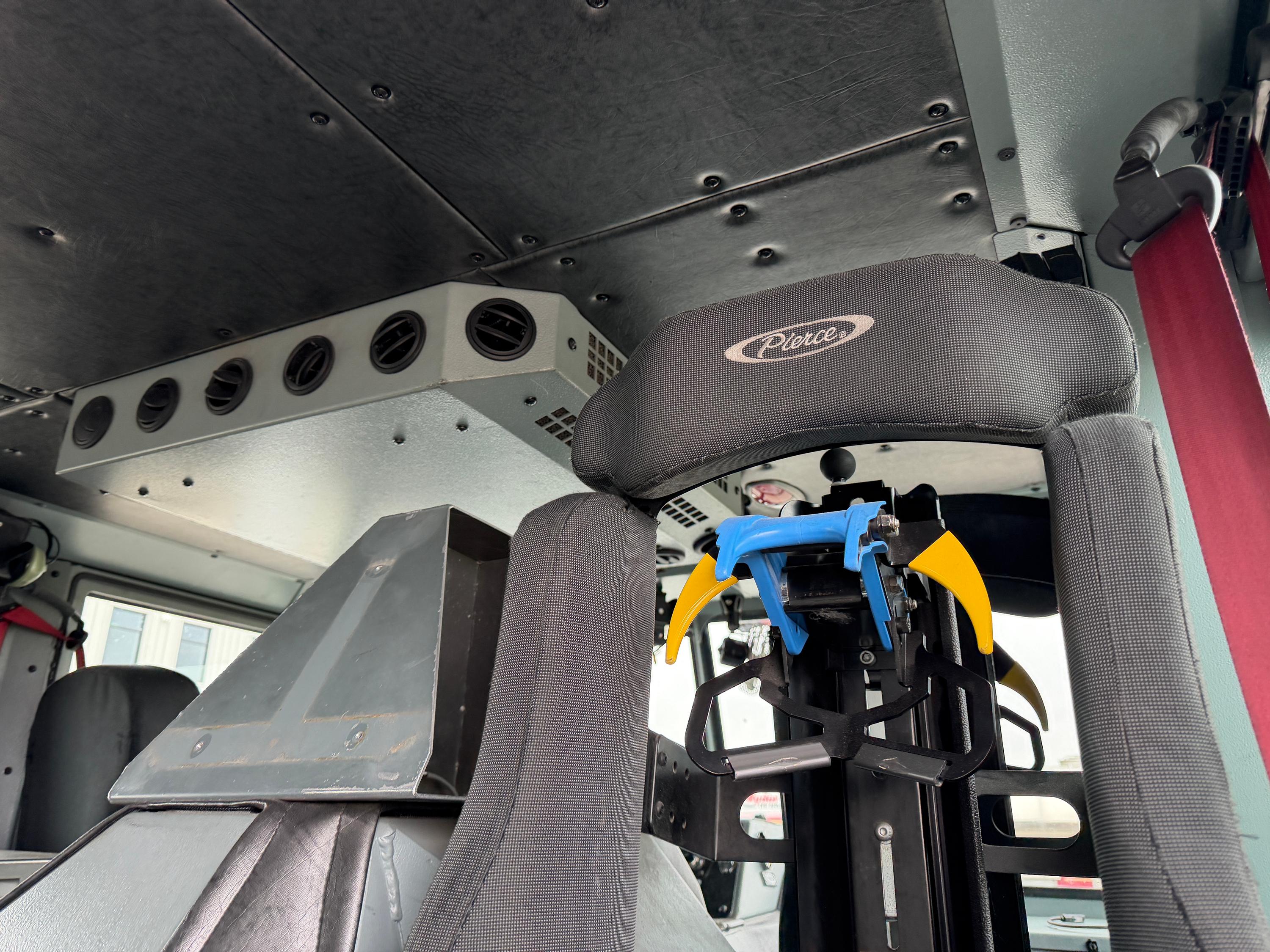 2018 Pierce ARROW XT 75' Aerial - image 12