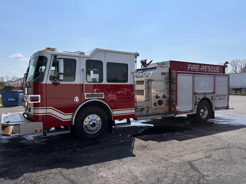 2005 Sutphen Shield Pumper — photo 8