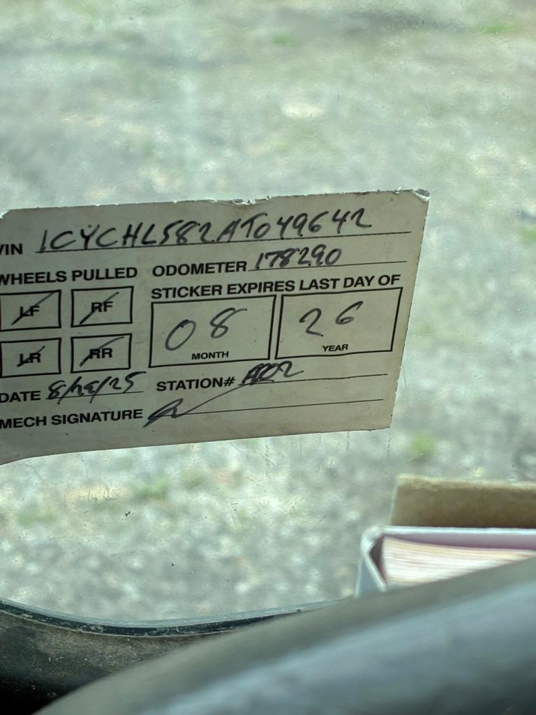 2010 CCC Heil Rear Loader - image 12
