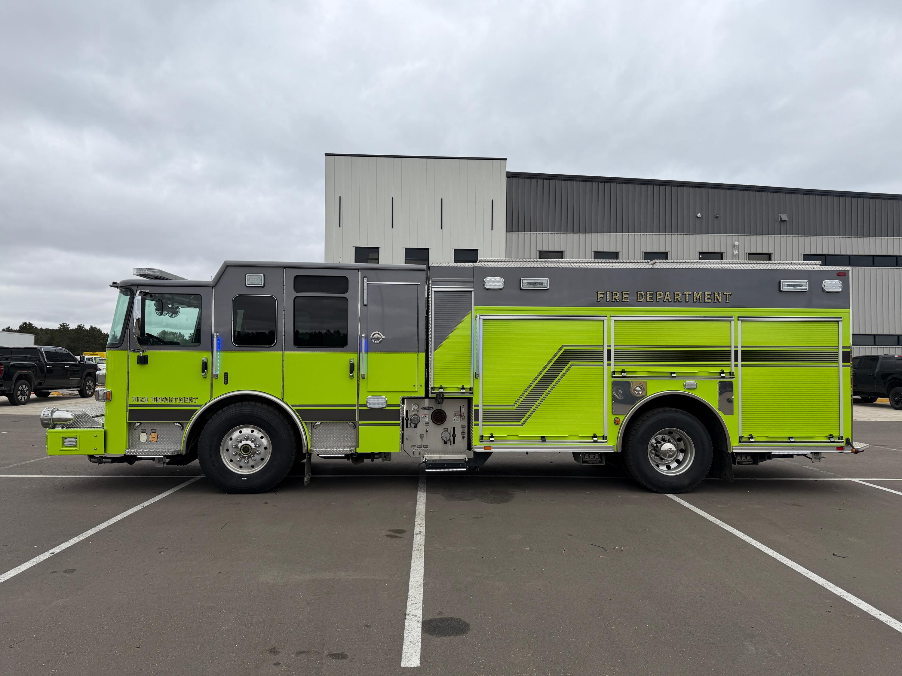 2019 Pierce ENFORCER Pumper - image 2
