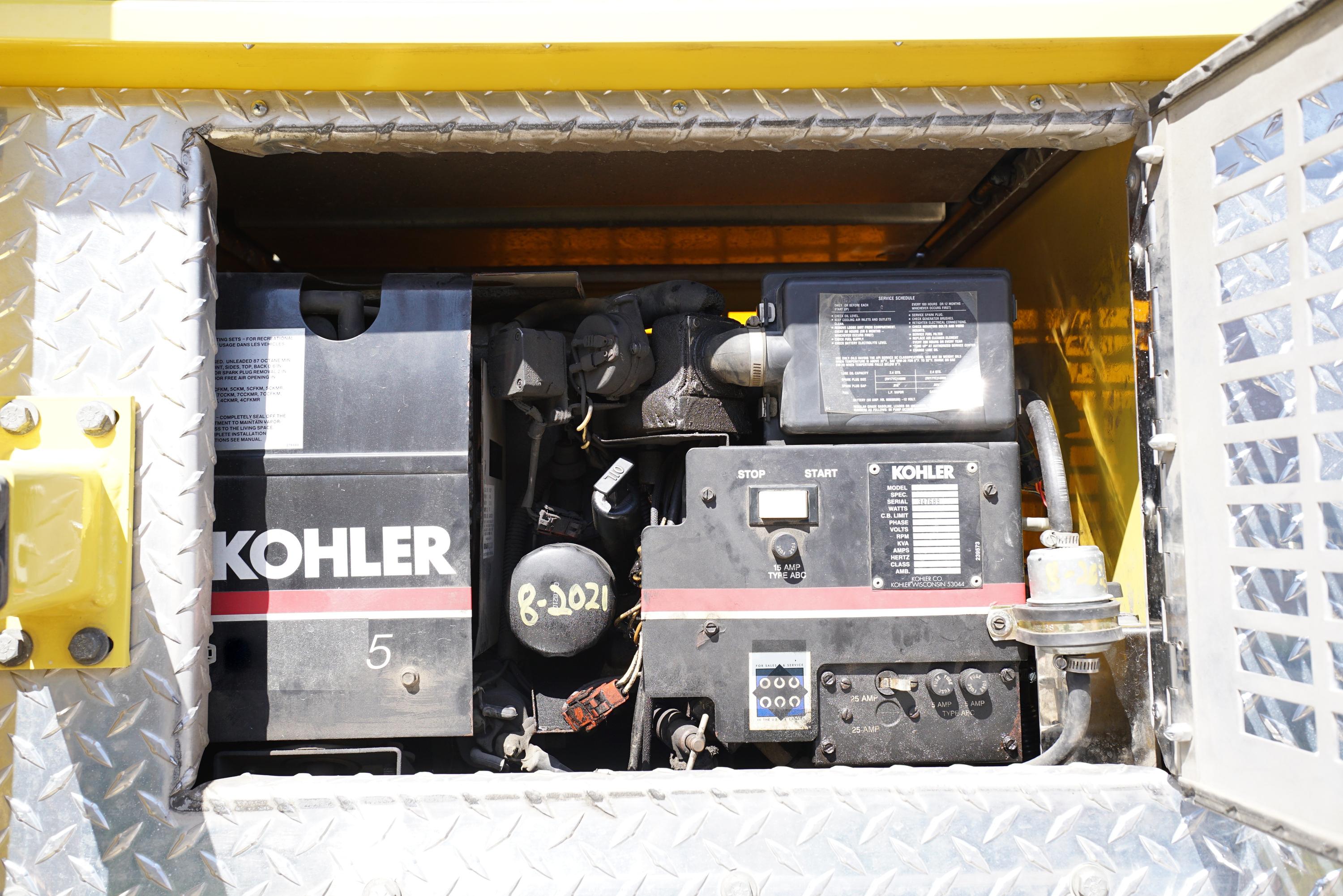 1995 Pierce Saber Pumper - image 33