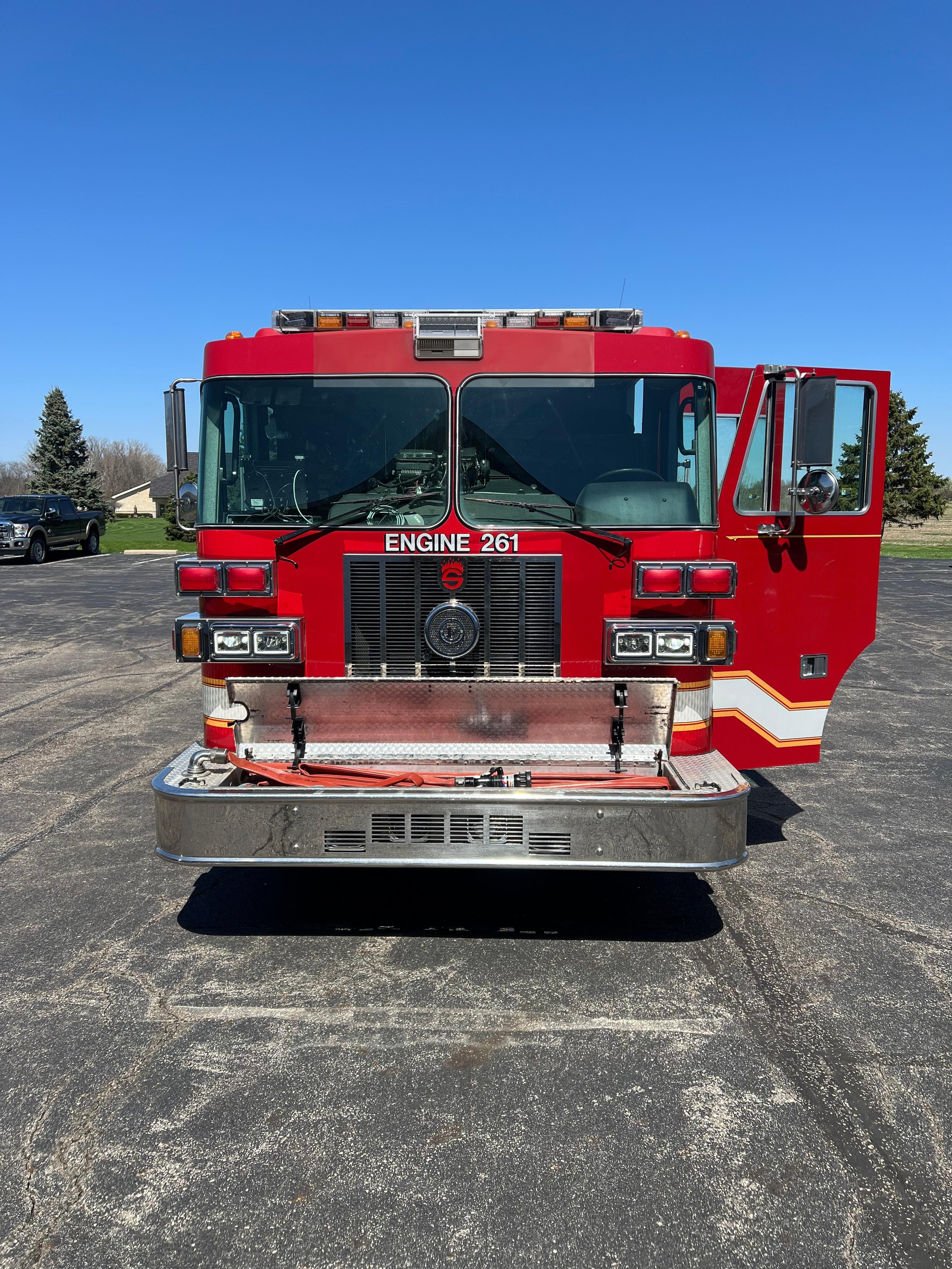 2008 Sutphen Monarch Pumper - image 2