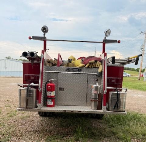 1983 Pierce Chevrolet 4x4 Mini Pumper - image 10