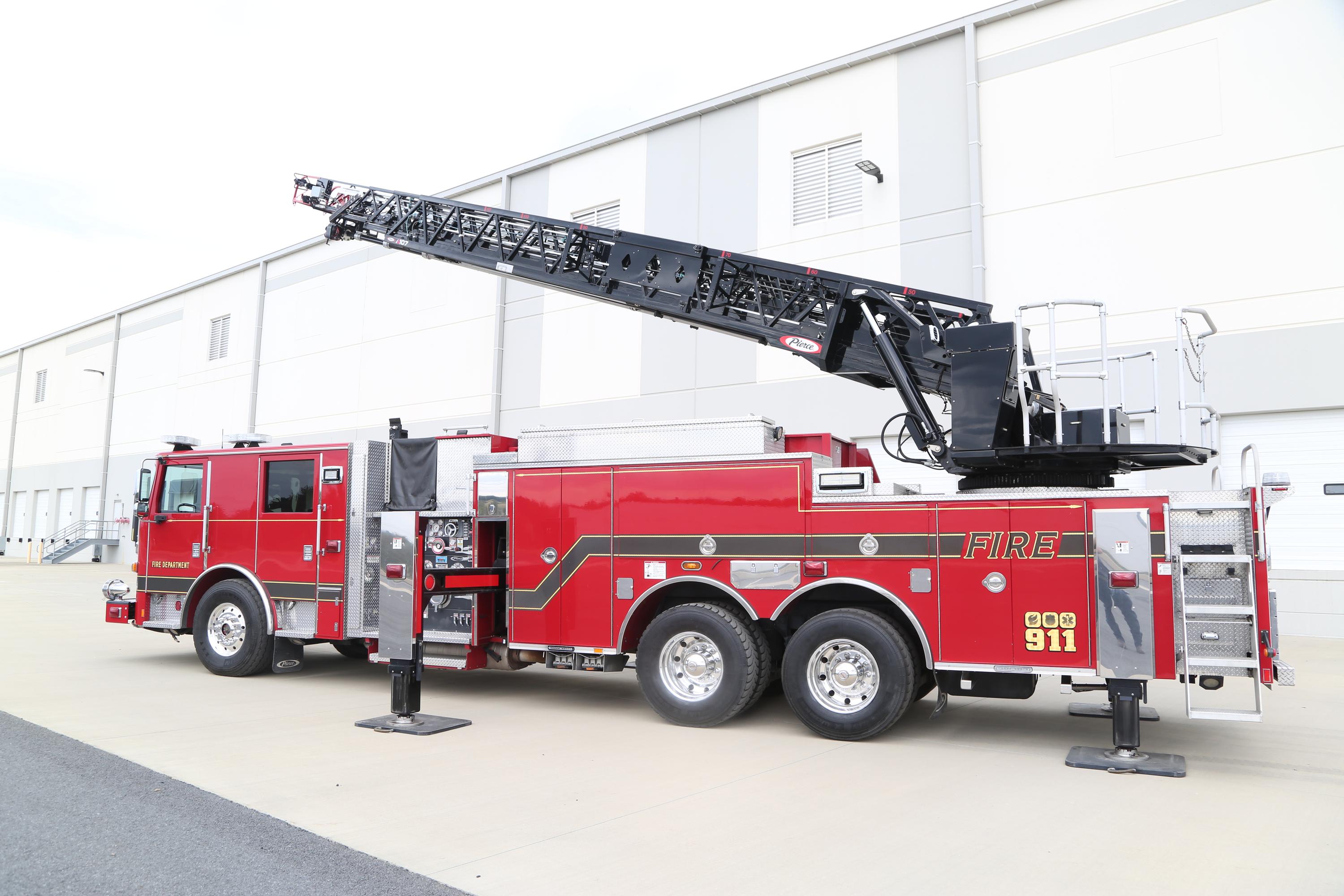 2020 Pierce Arrow XT 107' Quint - image 71