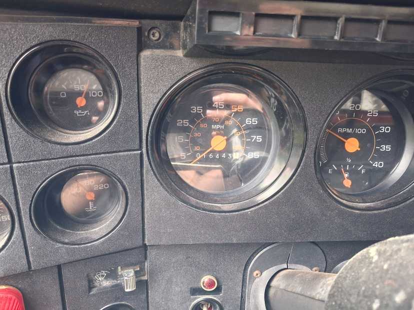 1988 GMC 7000 Squad — photo 6
