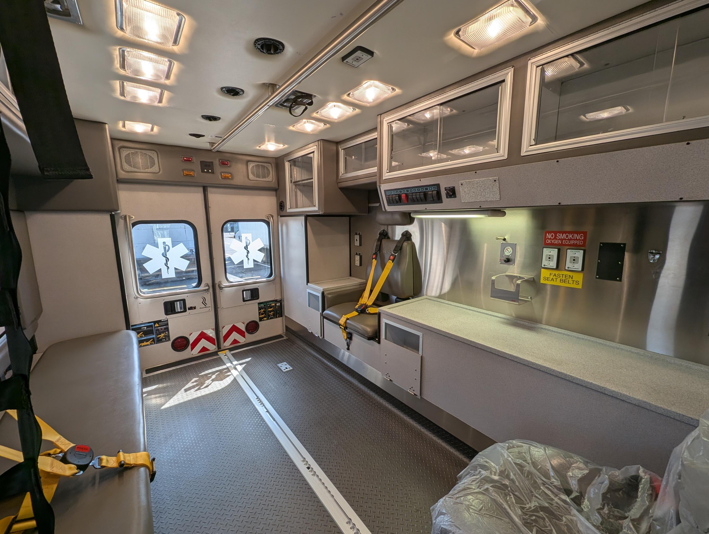 2008 Road Rescue Ford Type III Ambulance - image 29