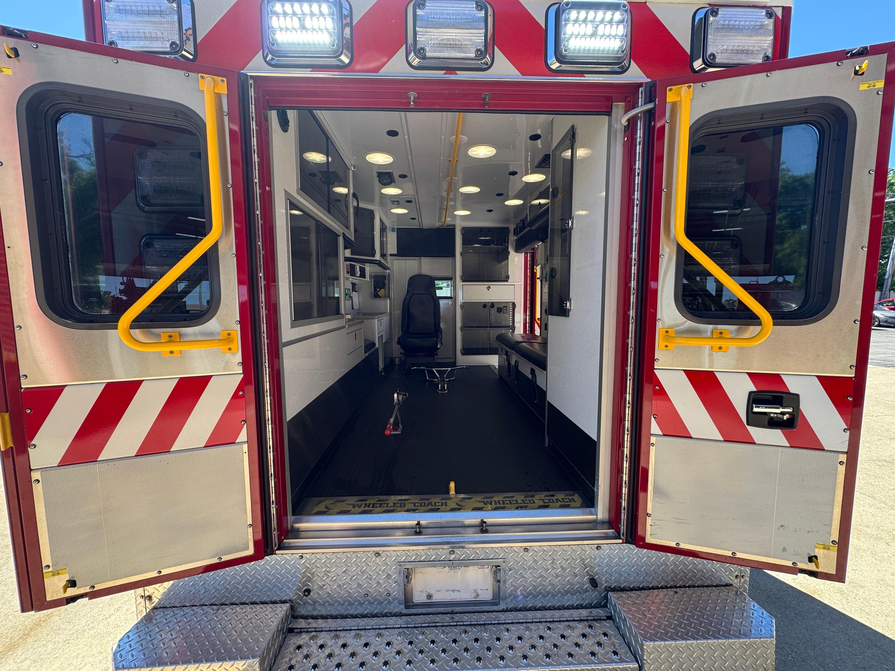 2013 Ford Type III Ambulance - image 10