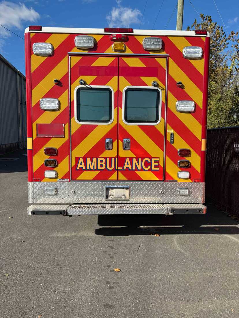 2016 Horton Ford 4x4 Type I Ambulance — photo 7