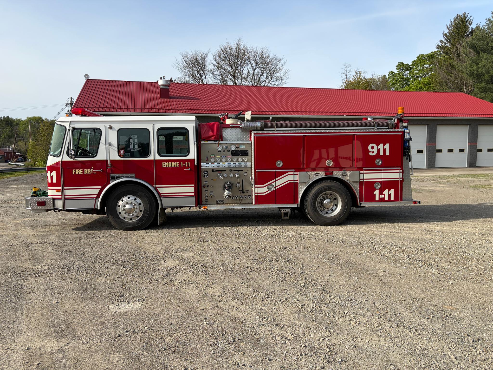 1993 E-One Protector Pumper - image 1