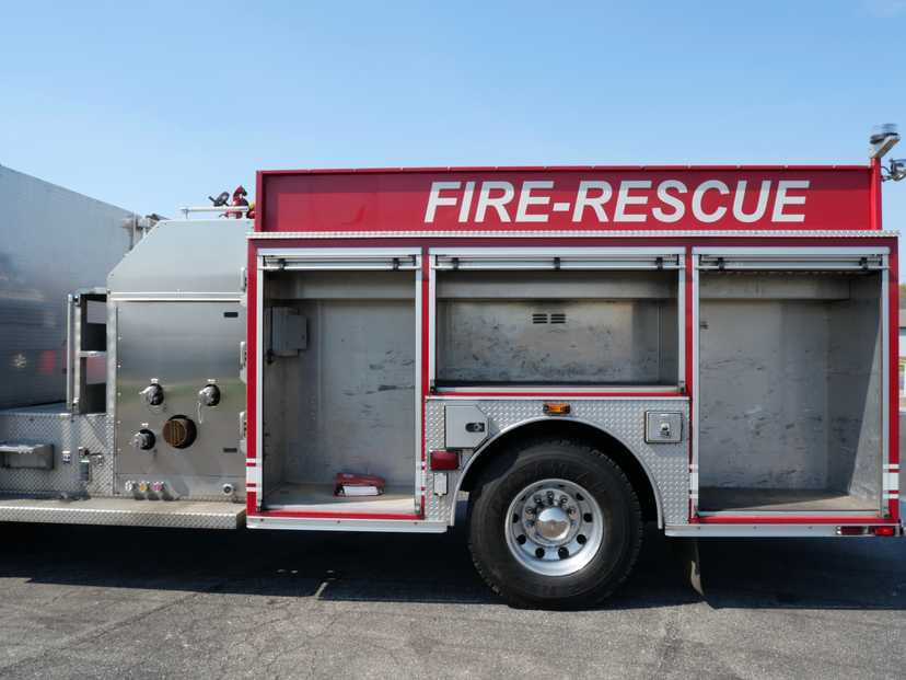 2005 Sutphen Shield Pumper — photo 7