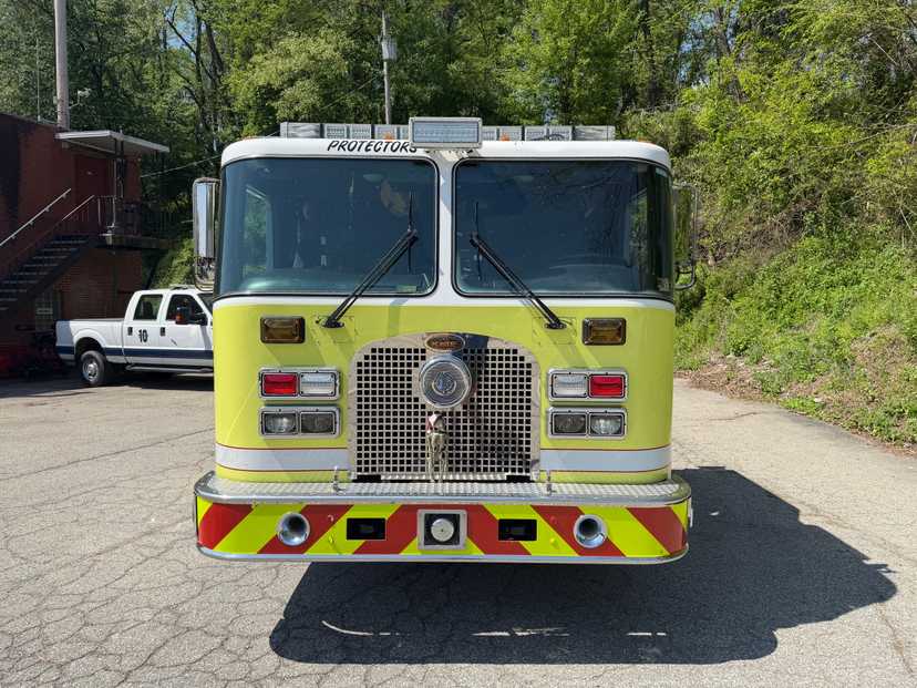 2002 KME Panther Pumper — photo 2
