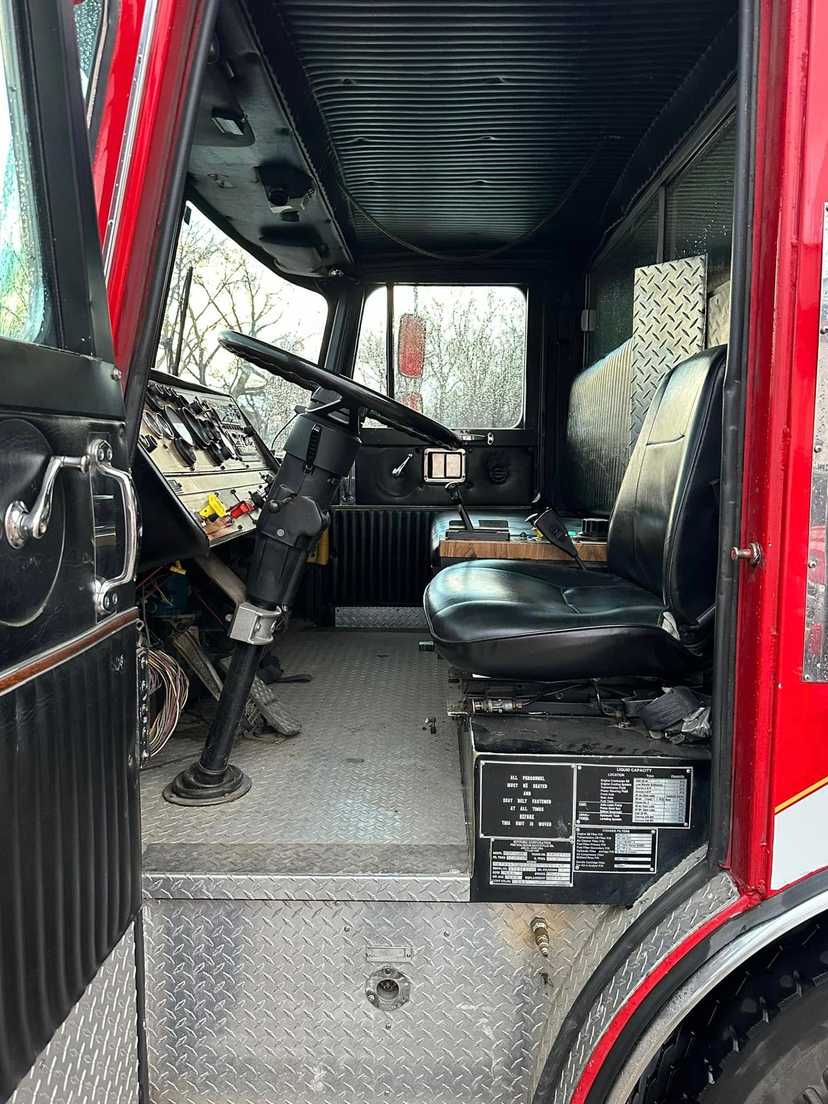 1989 Sutphen Pumper — photo 5