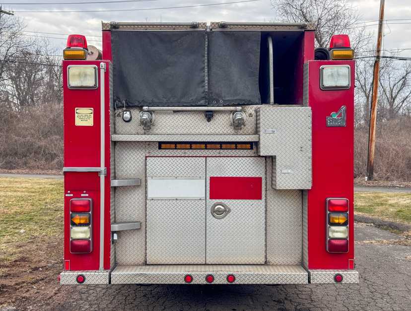 2004 Smeal Spartan Pumper — photo 5