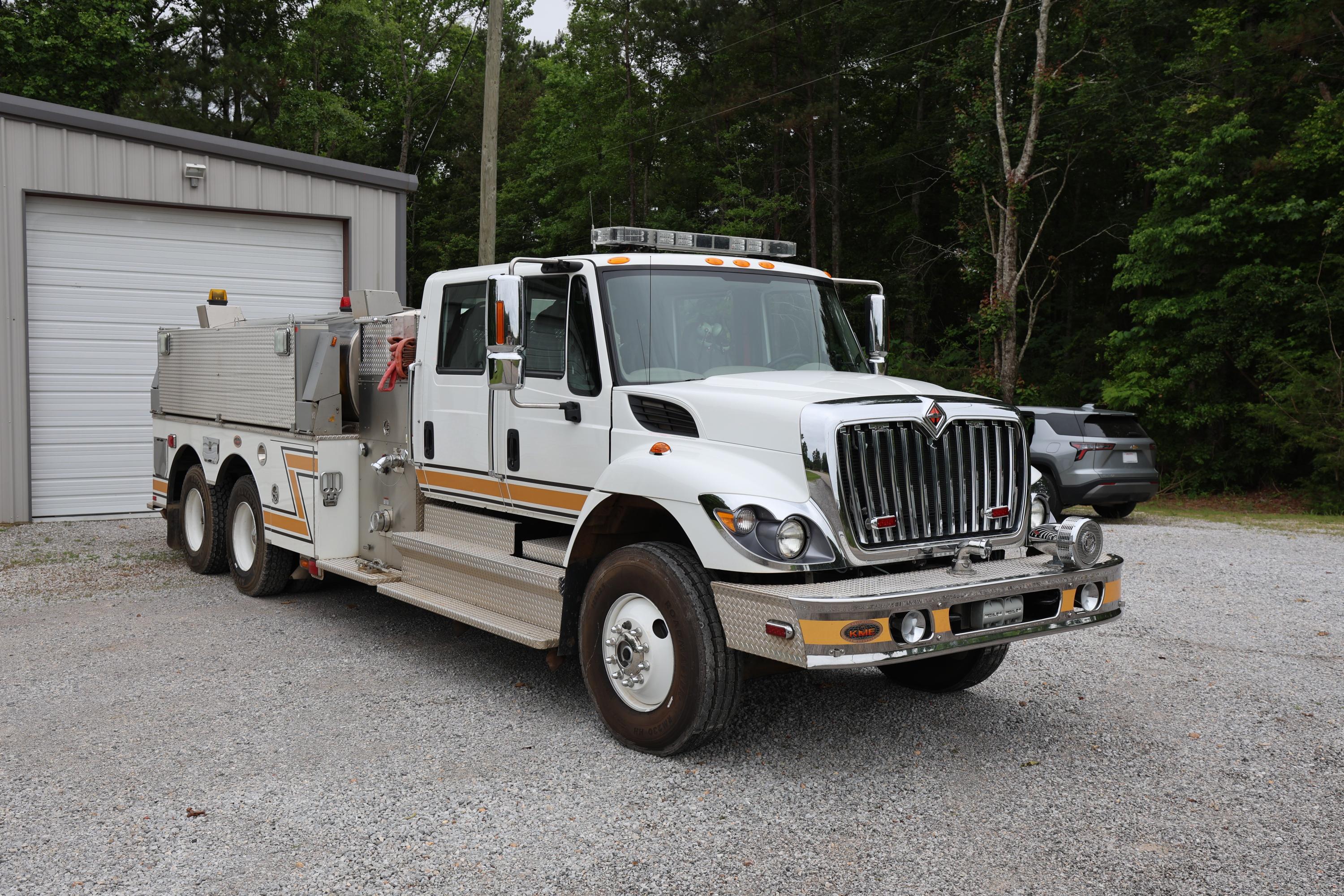 2008 KME International Tanker - image 2