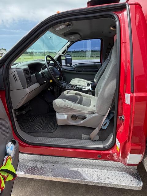2000 Ford F450 4x4 Light Rescue - image 23