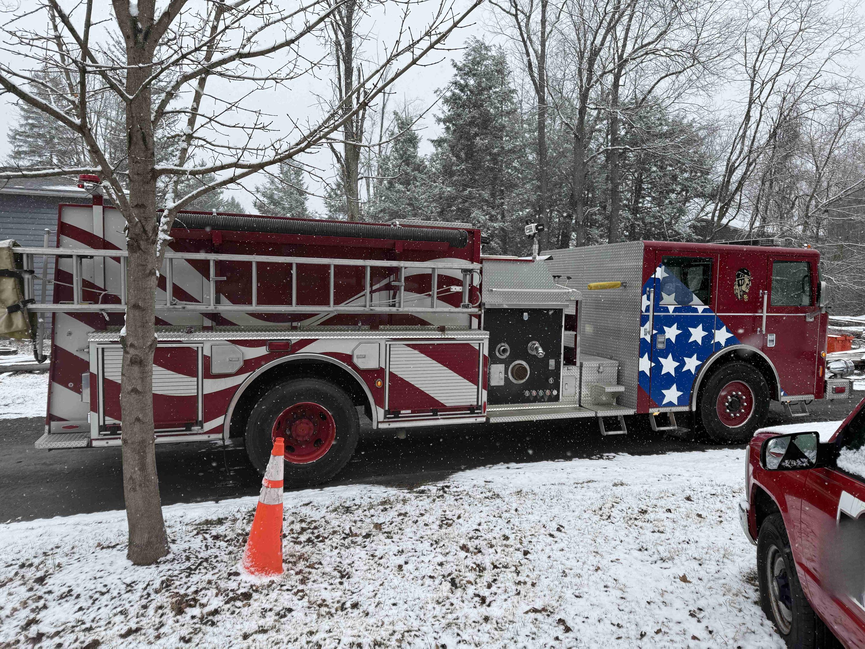 2004 Pierce Contender Pumper - image 3