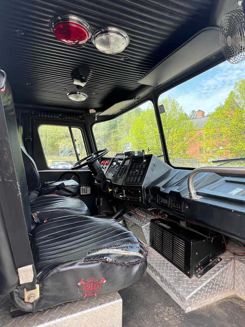 1991 E-One Federal Cyclone Heavy Rescue — photo 3