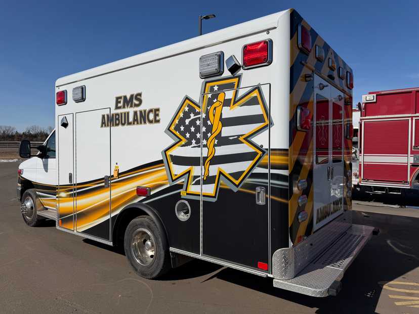 2023 Crestline Ford Type III Ambulance — photo 4