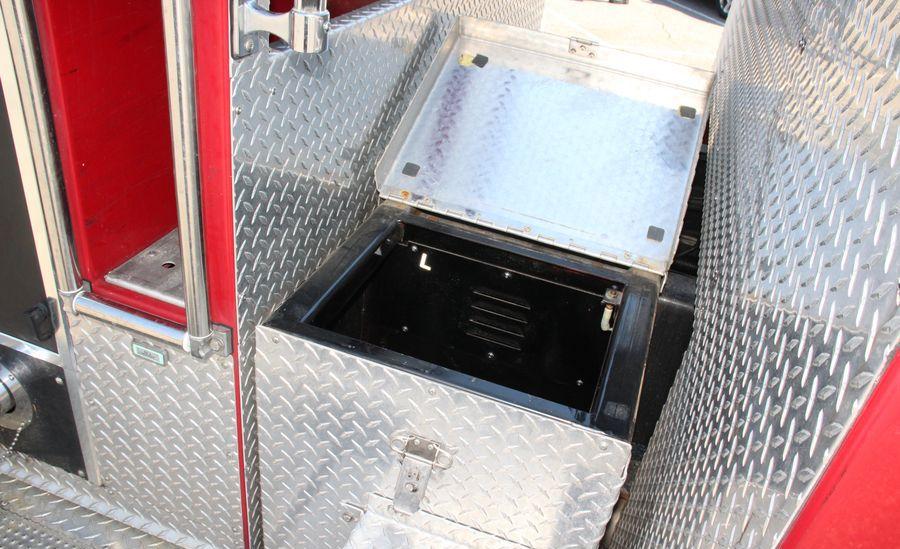1998 Pierce Quantum Pumper - image 27