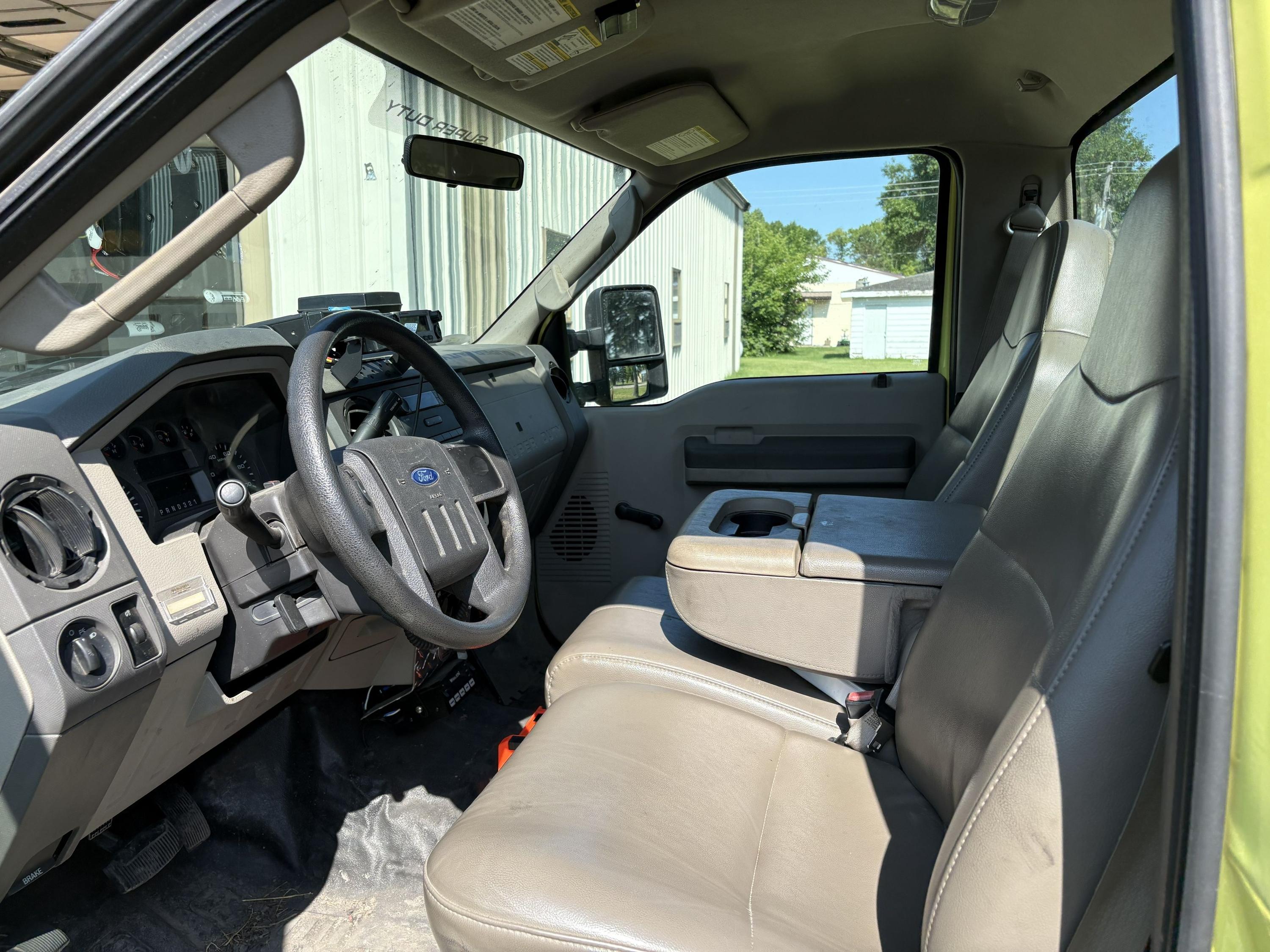 2008 Ford F-350 4x4 Brush Truck - image 10