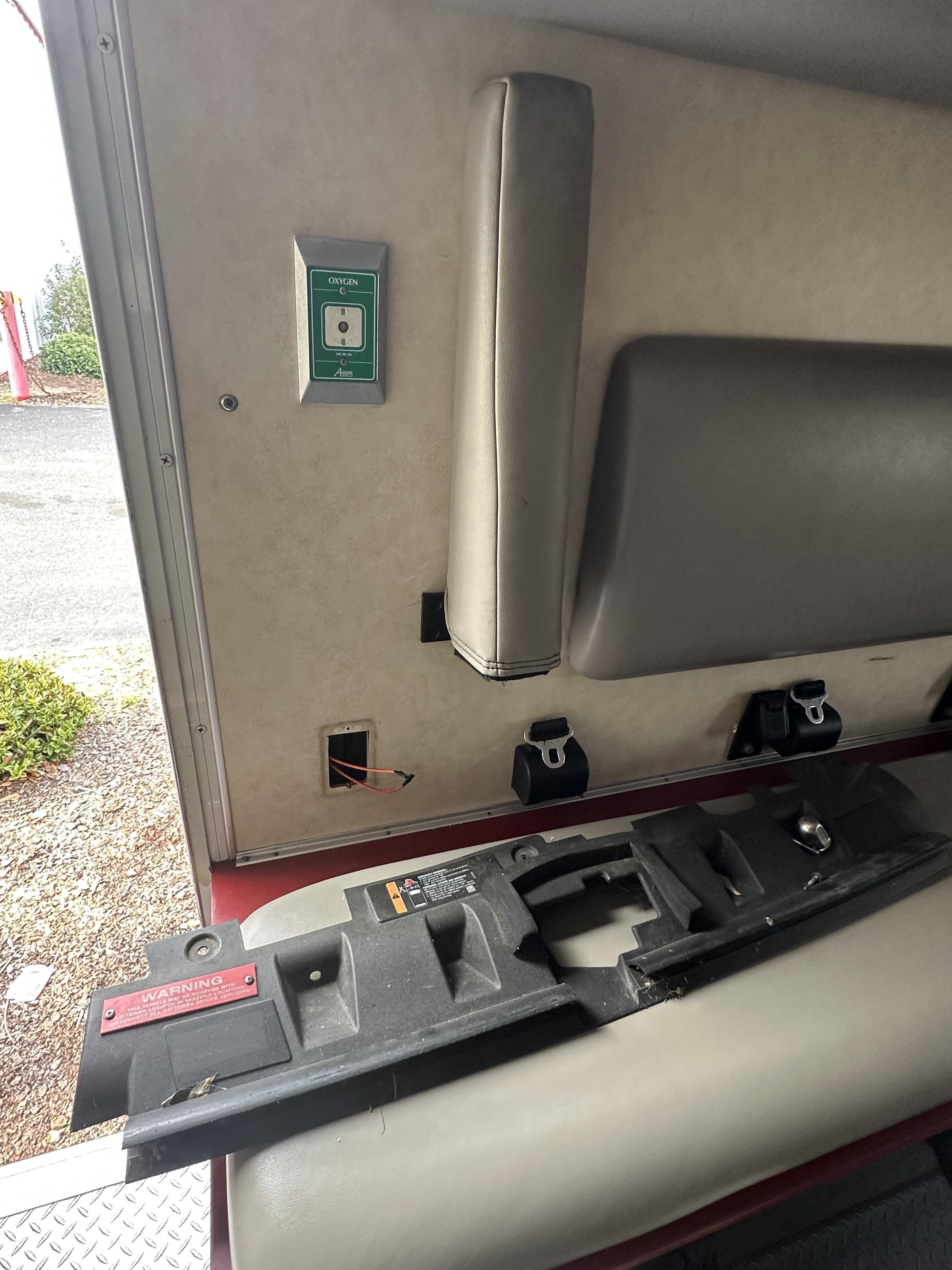 2014 Wheeled Coach Chevrolet Type III Ambulance - image 10