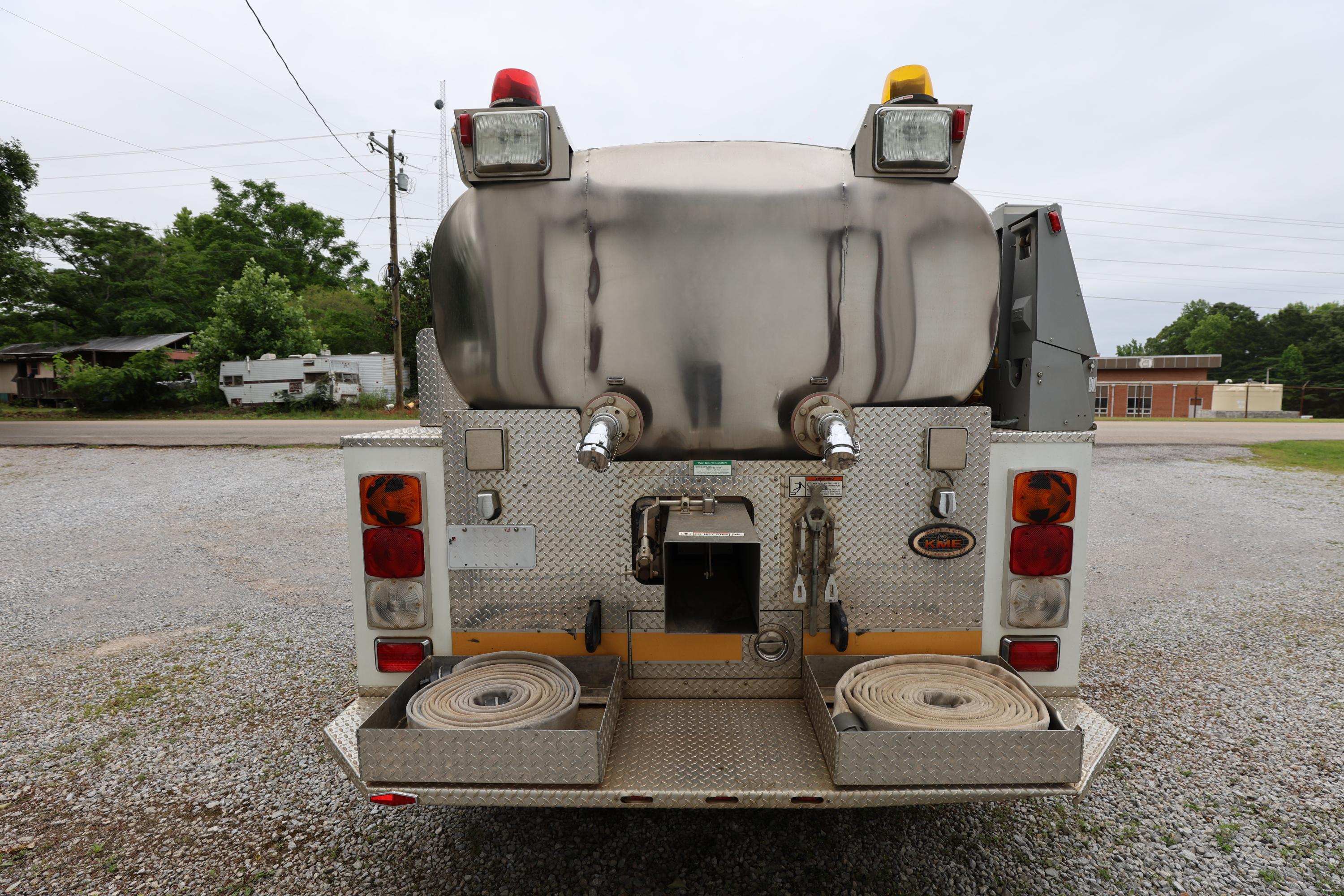 2008 KME International Tanker - image 10