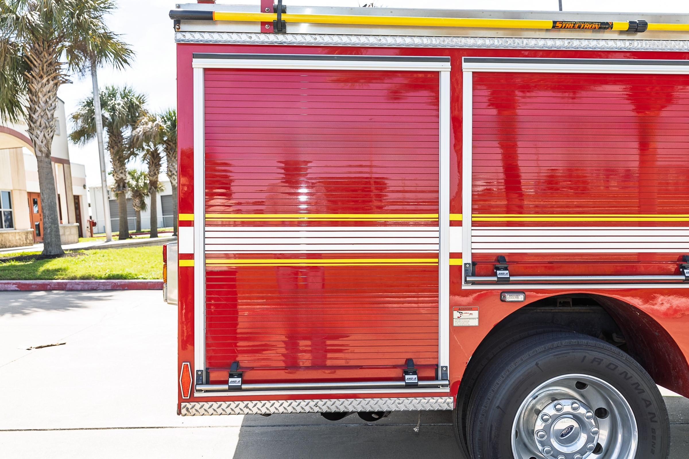 2013 Pierce Ford 4x4 Mini Pumper - image 36