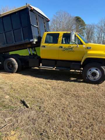 2002 GMC 7500C Dump Truck