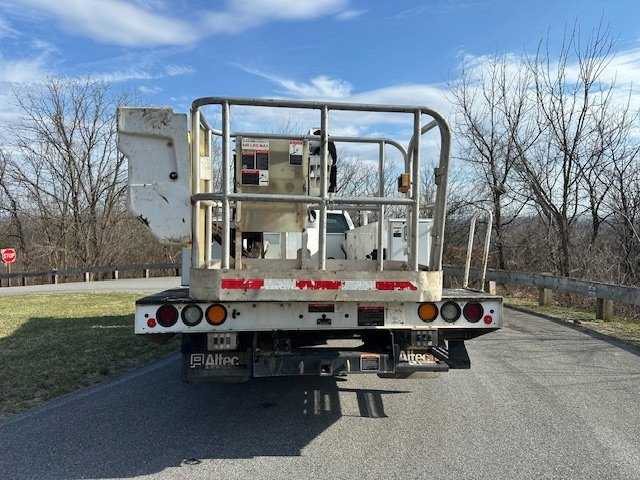 2019 Ford F550 Bucket Truck w/ Altec AT41S Boom (46 ft) — photo 6