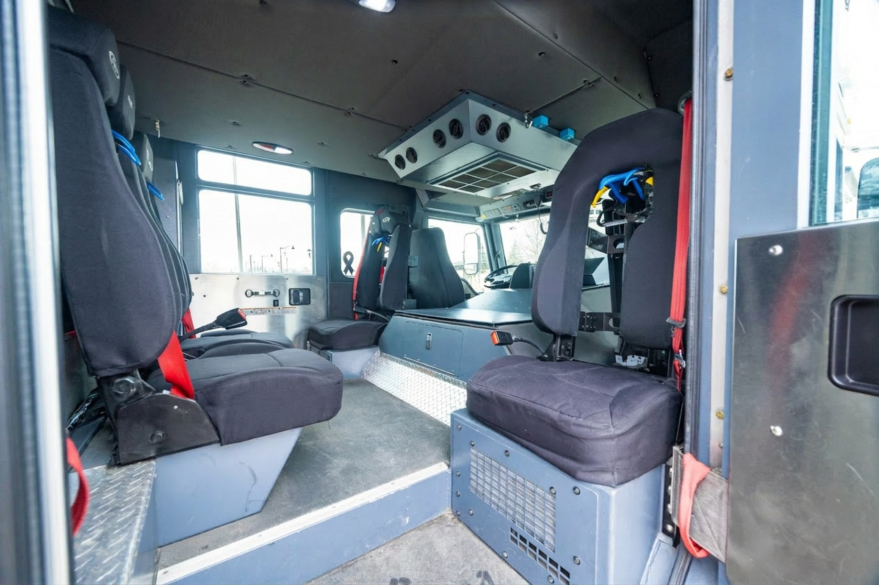 2016 Pierce Velocity 100' Quint - image 75