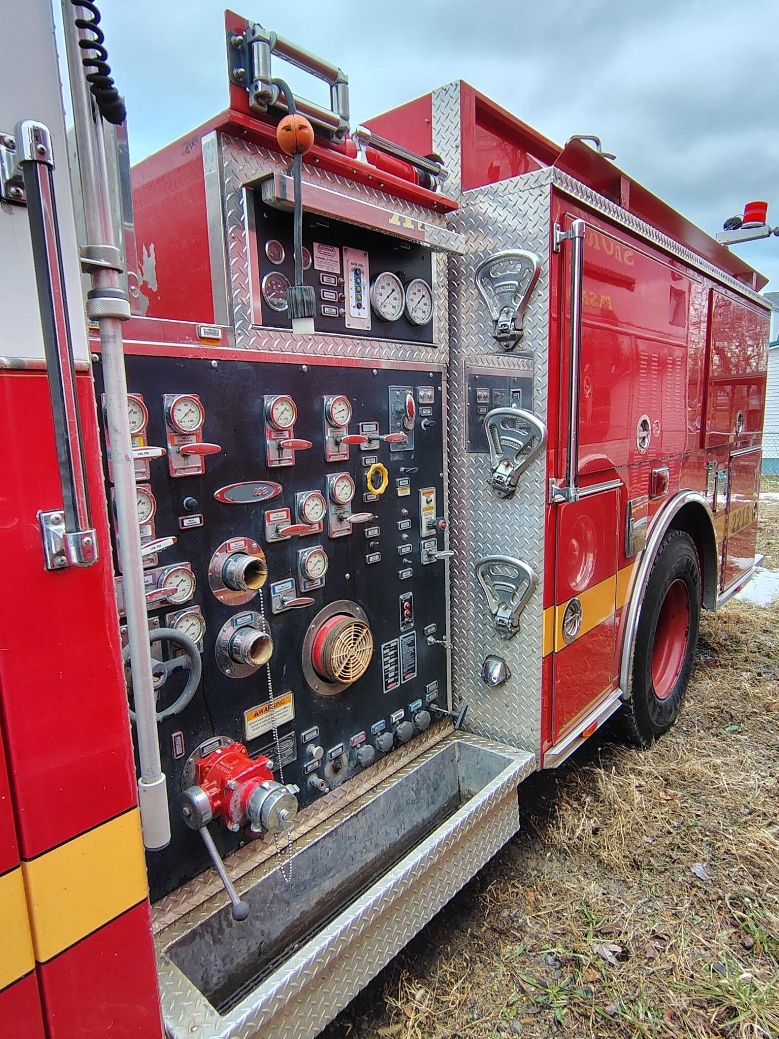 1998 Pierce Saber Pumper - image 5