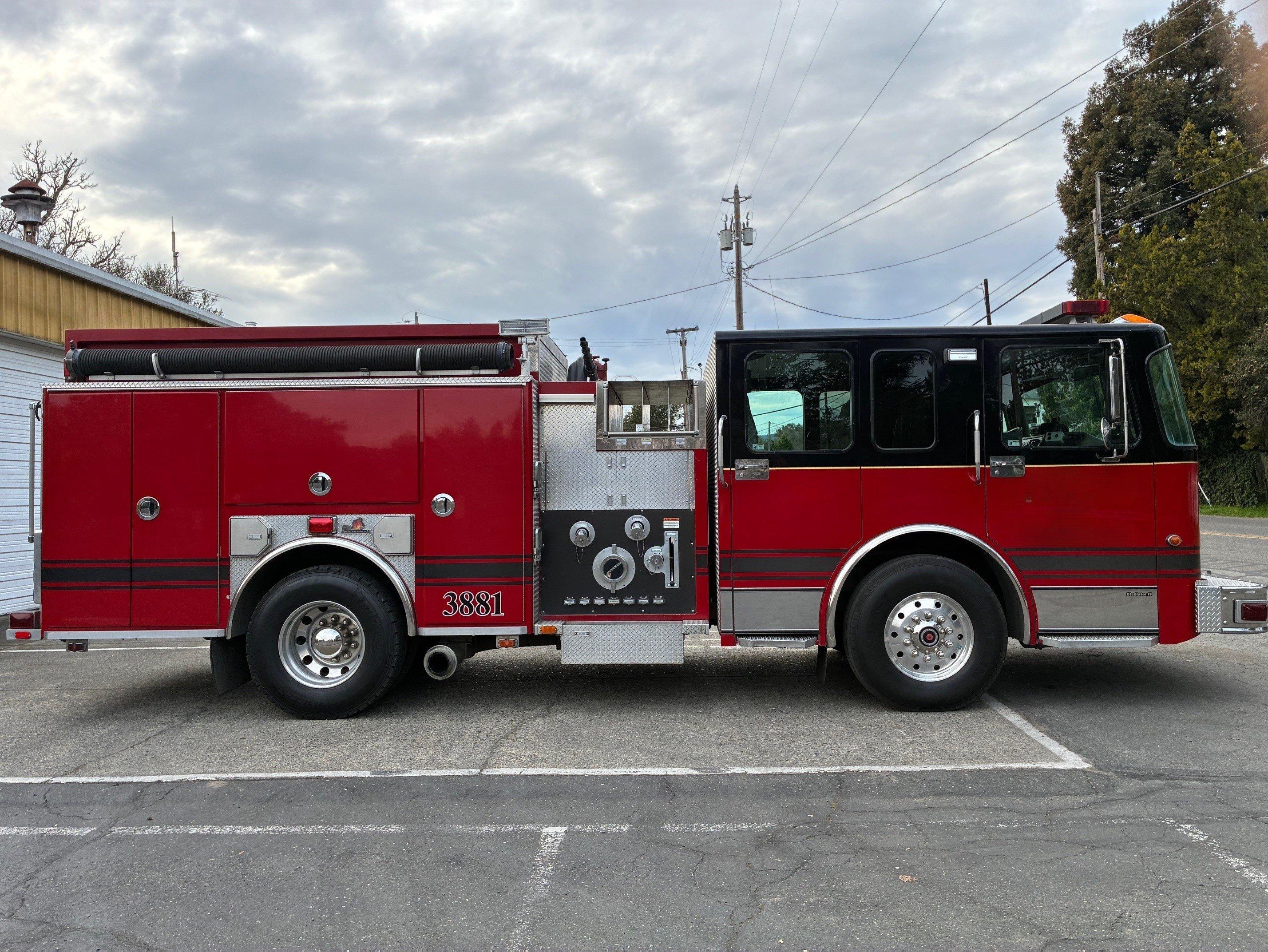 2002 Ferrara Spartan Pumper - image 1