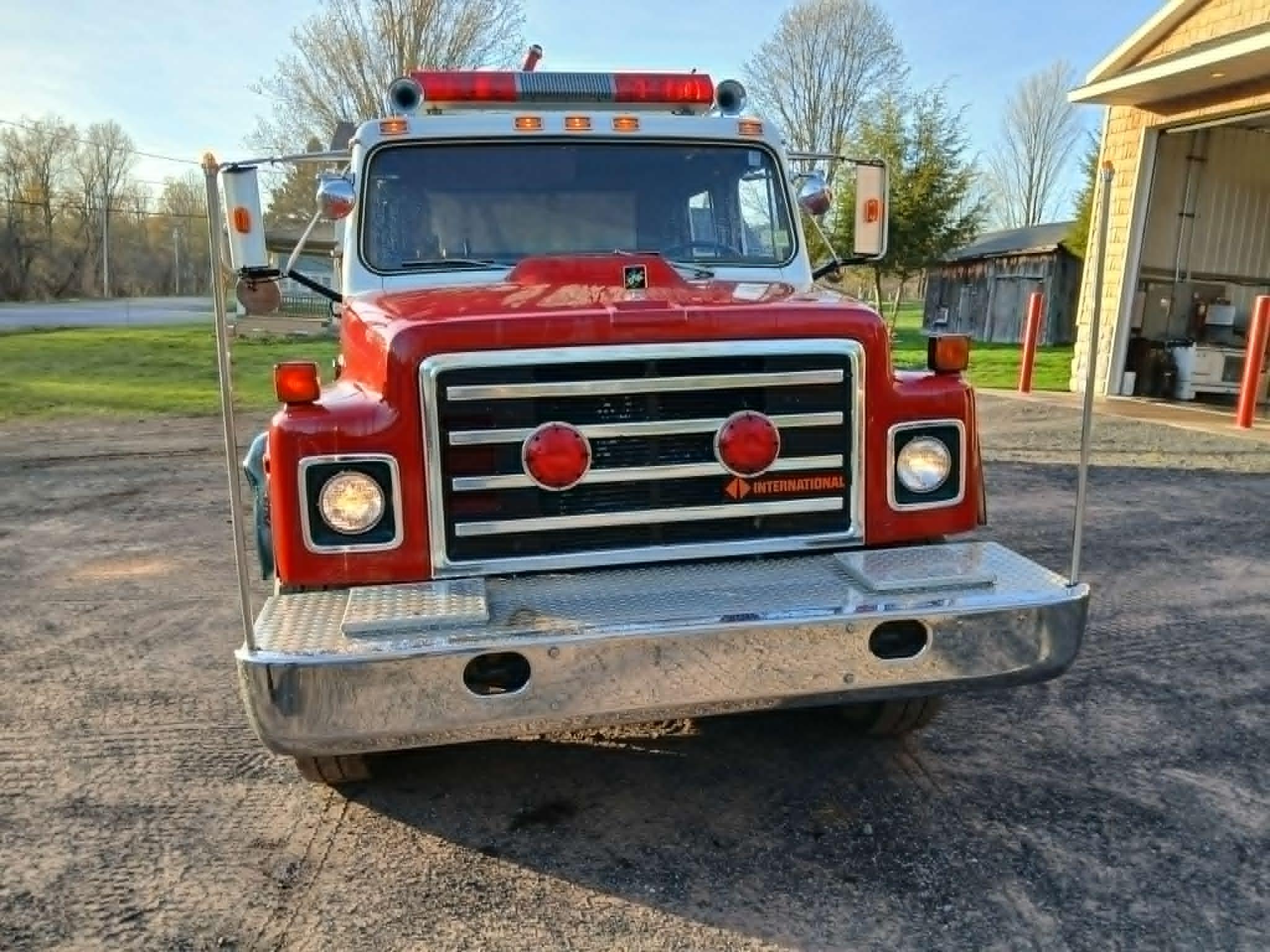 1987 International Pumper Tanker - image 7